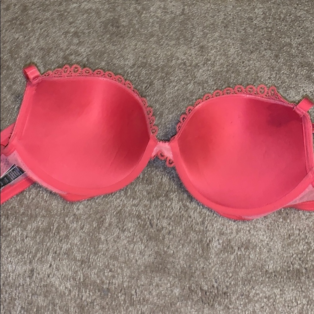 VS bombshell bra - Picture 2 of 3